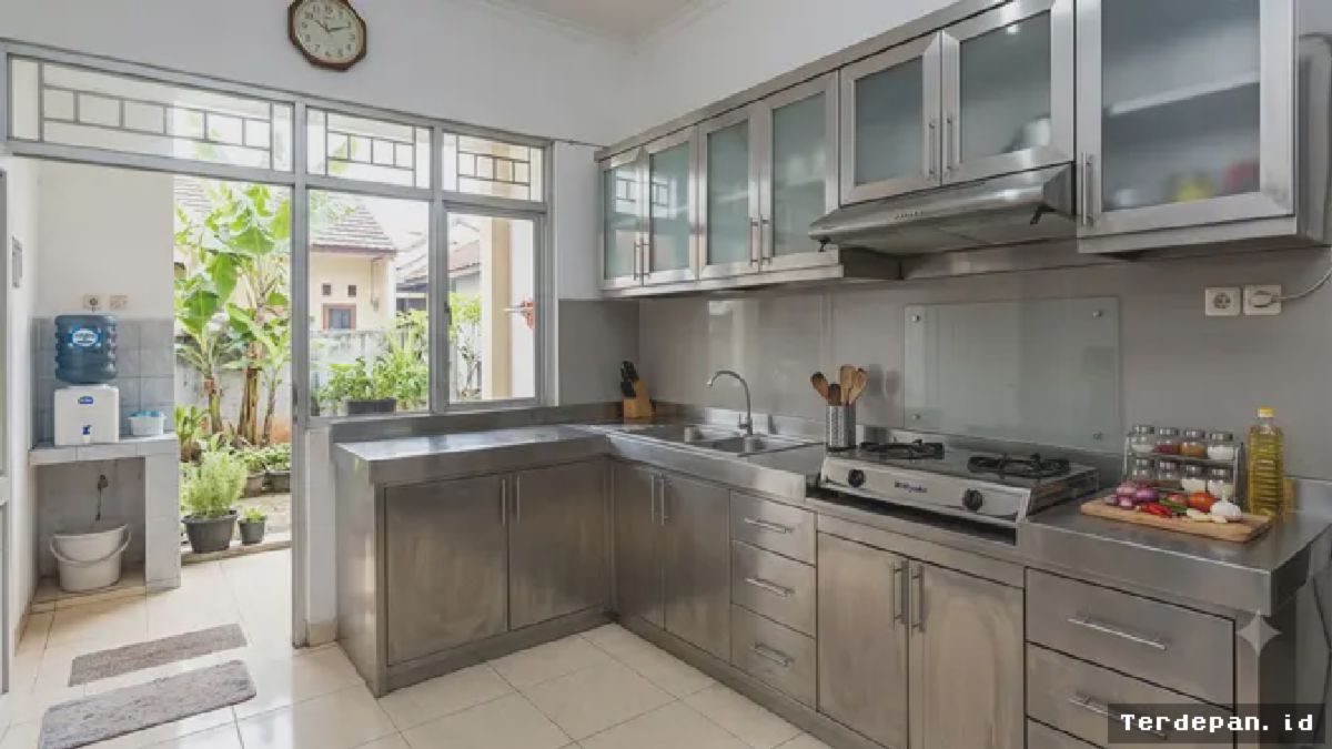 Desainer Interior Ungkap Material Kitchen Set yang Mudah Dibersihkan