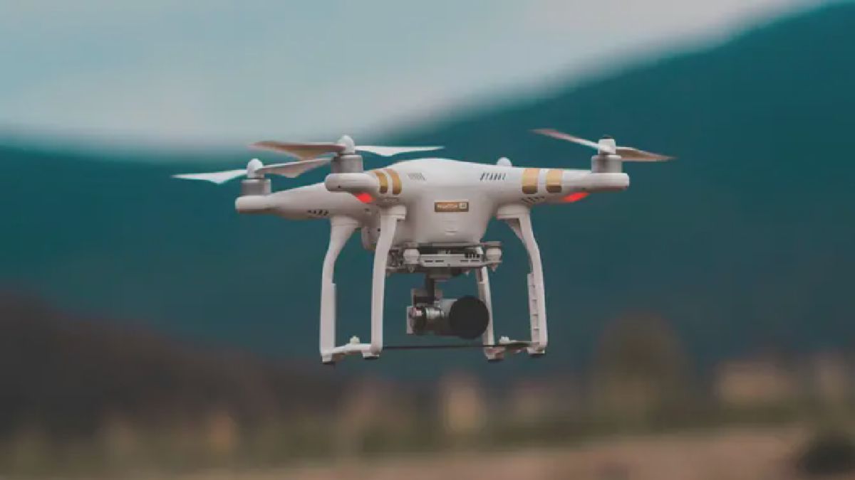FBI Gagalkan Plot Serangan Drone di Acara UFC Gedung Putih, Trump Target Utama