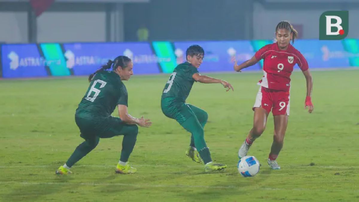 Claudia Scheunemann Kewalahan Membongkar Benteng Pertahanan Pakistan di Kualifikasi Piala Asia Putri