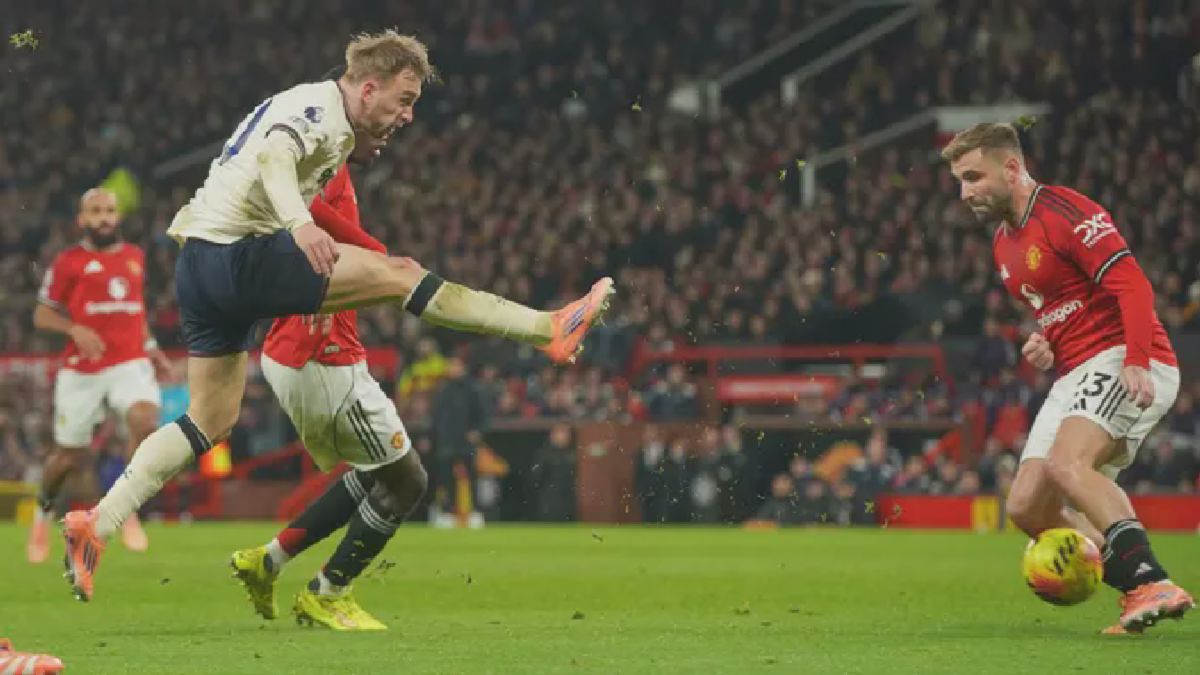 MU Susah Payah Taklukkan West Ham 2-1 di Old Trafford