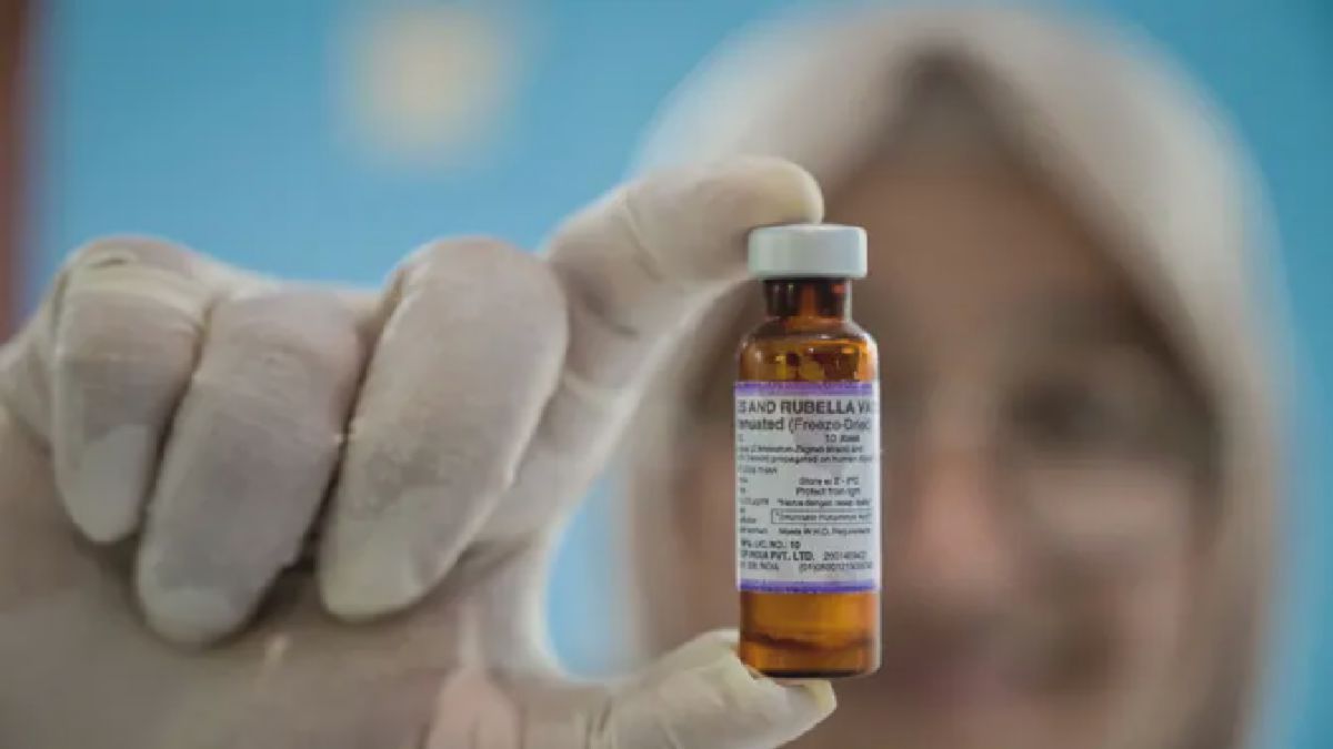 Surabaya — Pemerintah Intensifkan Vaksinasi Campak-Rubella Anak