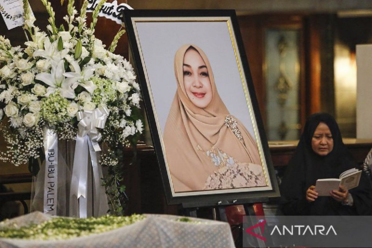 Jakarta — Rugaiya Usman, Istri Setia Wiranto, Berpulang
