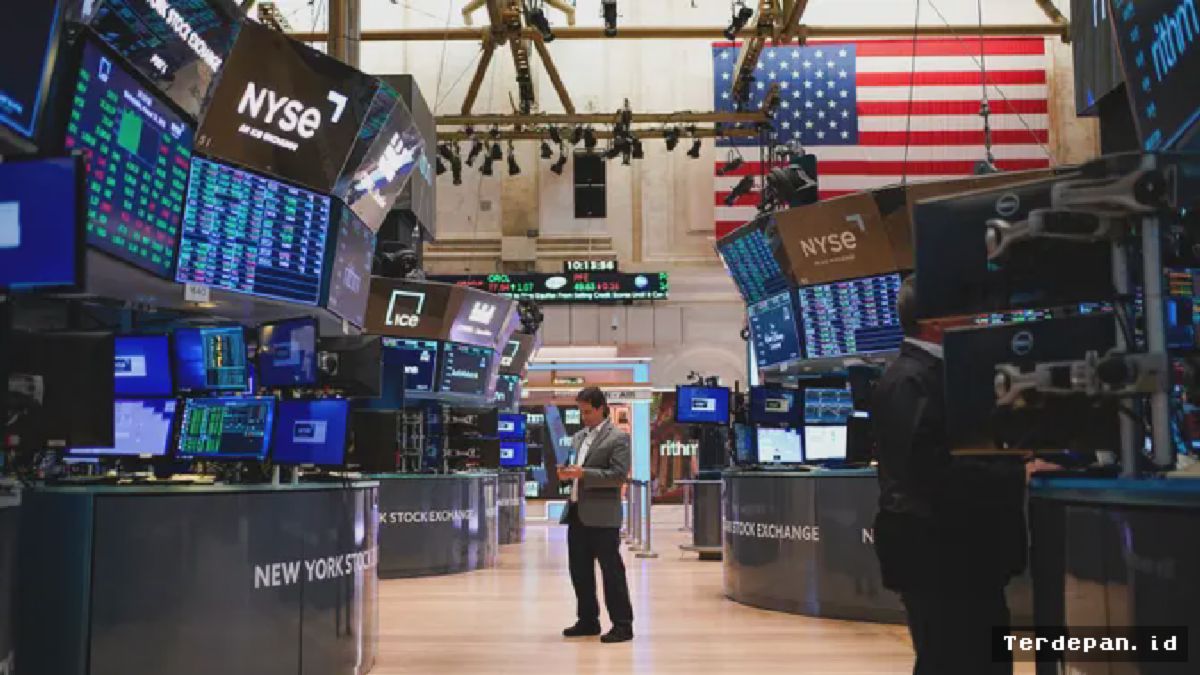 NEW YORK — Inflasi AS Melandai, Wall Street Ditutup Cerah Dipimpin Saham Teknologi