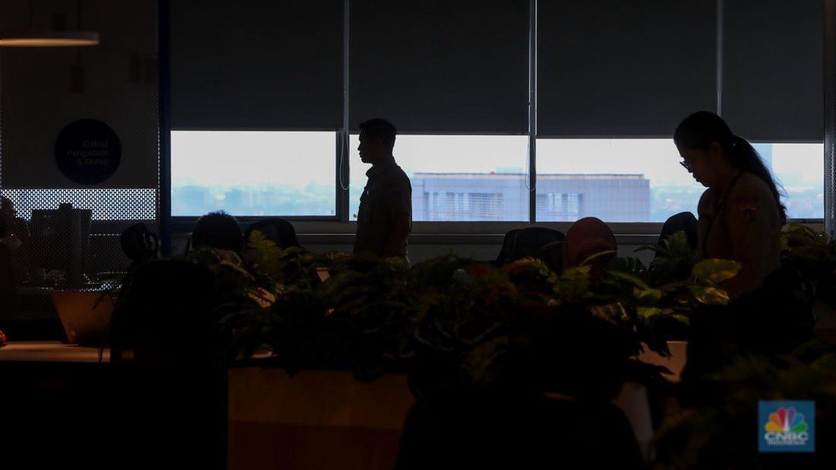 Gelombang Pemecatan ASN 2025-2026: Lima Akar Masalah Bolos Kerja
