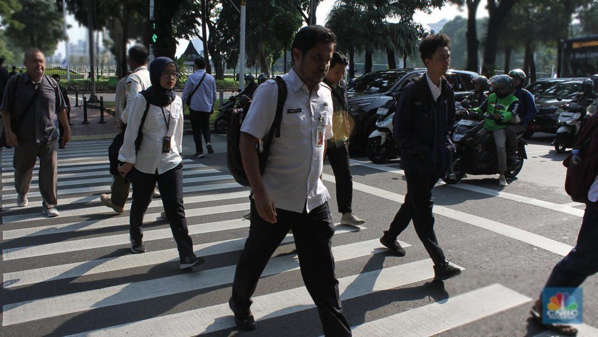 ASN Kini Bisa WFH untuk Antar Anak di Hari Pertama Sekolah