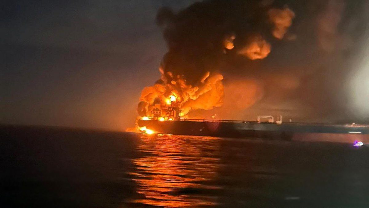 Drone Ukraina Hantam 21 Tanker Rusia, Jalur Pasokan BBM Terancam