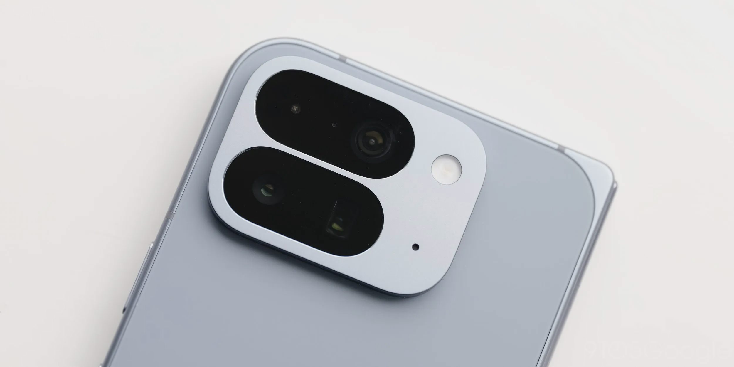 Pixel 11 Pro Fold Tampilkan Warna 'Pine' Jelang Peluncuran