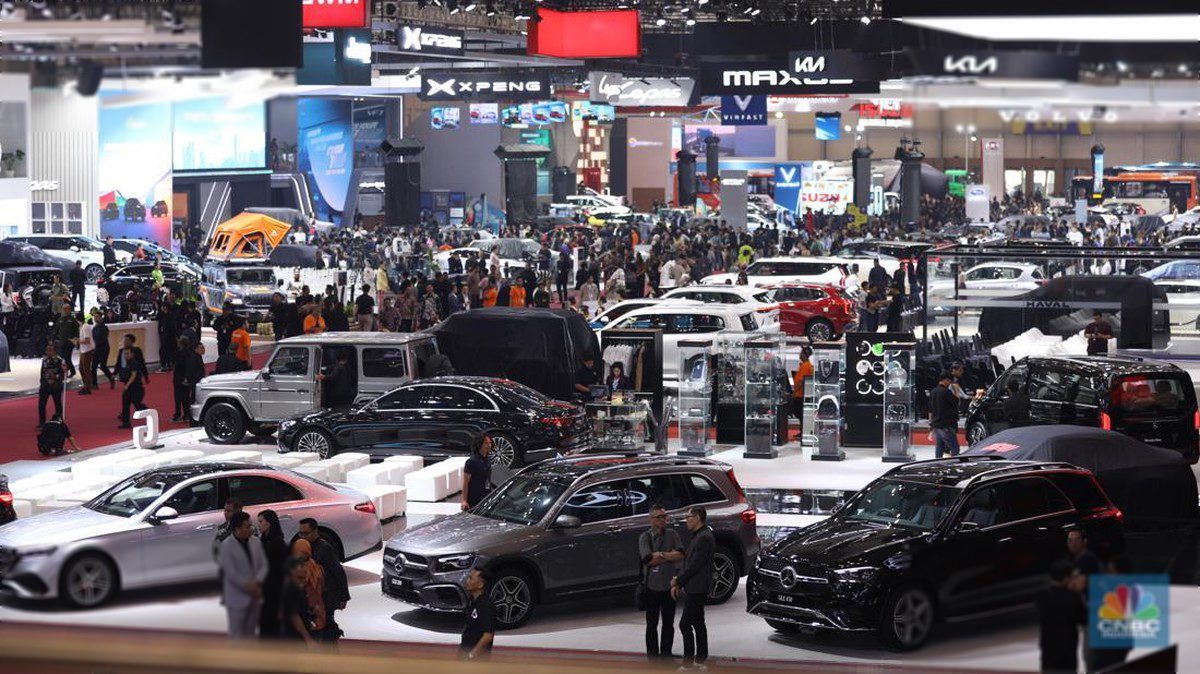 Pasar Otomotif Indonesia Menggeliat: Penjualan dan Ekspor Kompak Naik