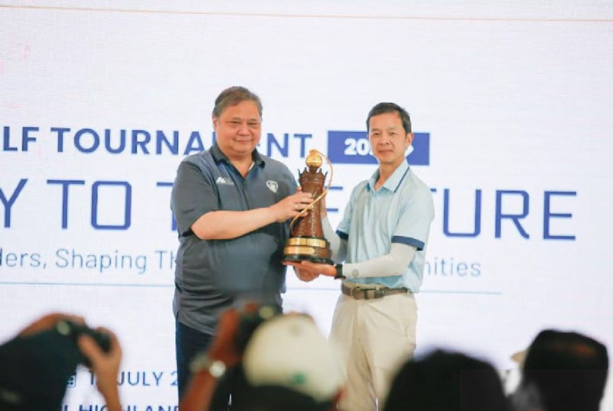 AEI Golf Tournament 2026 Ditutup, Airlangga Serukan Silaturahmi Pasar Modal