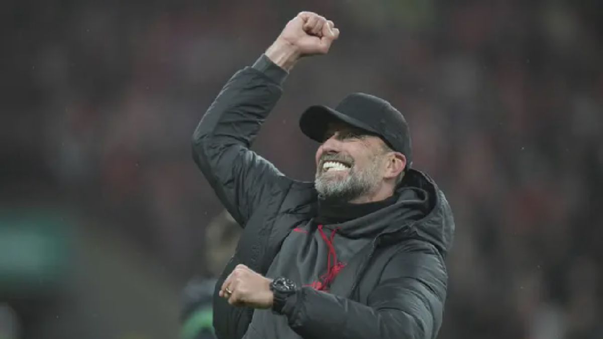 Jurgen Klopp Tersenyum Semringah Usai Liverpool Raih Trofi Carabao Cup